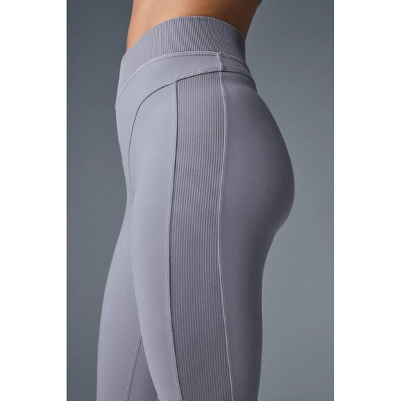 ALO Yoga Alosoft High-Waist Head Start Leggings in Fog Grey - Picture 3 of 5